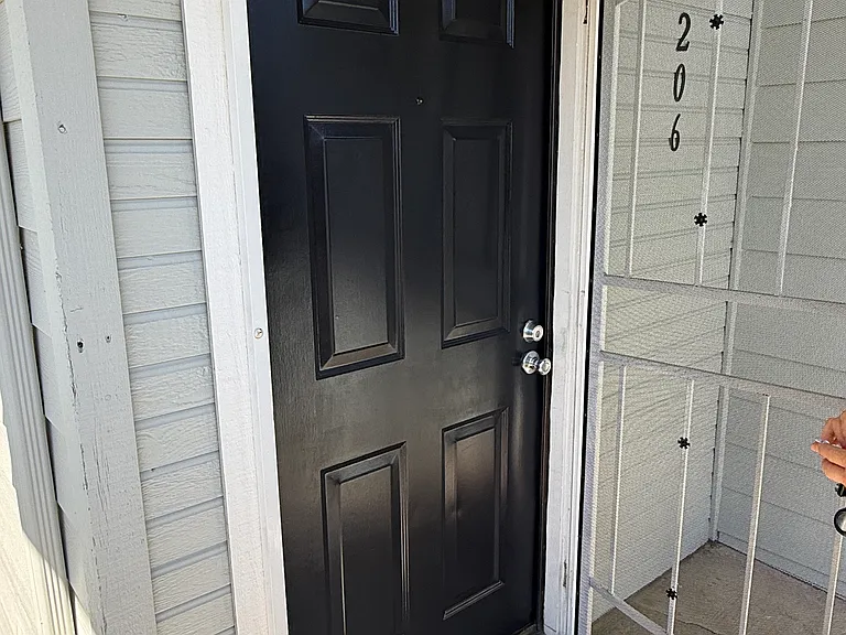 2400 Eilers Ln #1206 — Photo 35