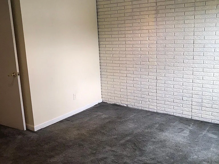 4012 Dupont Cir #216 — Photo 17