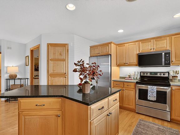4th image of 2544 Superior Ln NW
