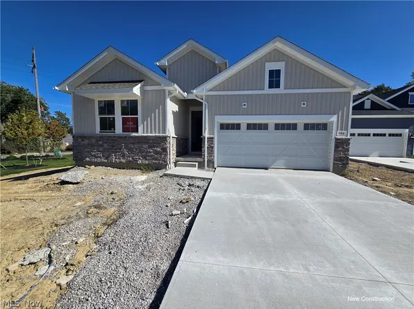 306 Delta Way, Elyria, OH 44035