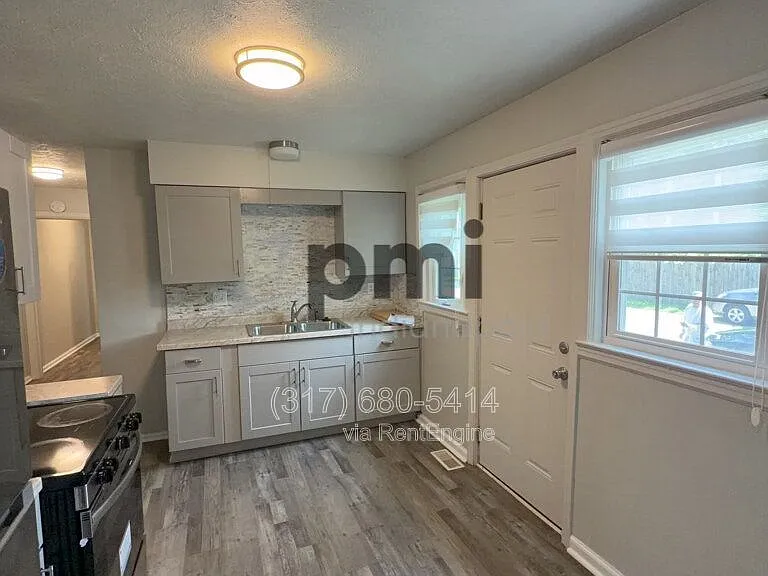 4301 Crittenden Ave — Photo 7
