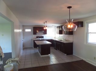 1445 Torrence Dr, Springfield, OH 45503