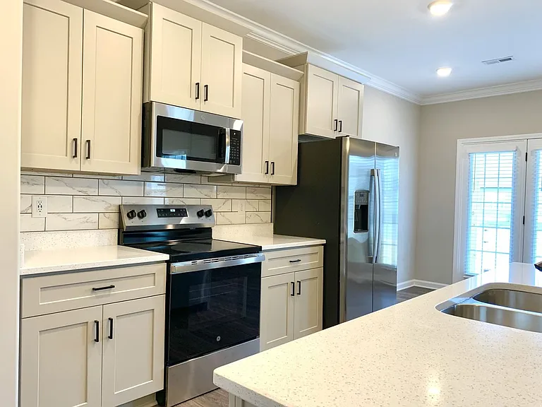 421 Ayden Ln — Photo 11
