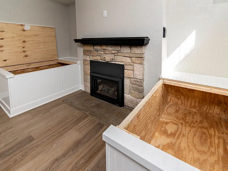 822 W Lakeside St — Photo 15