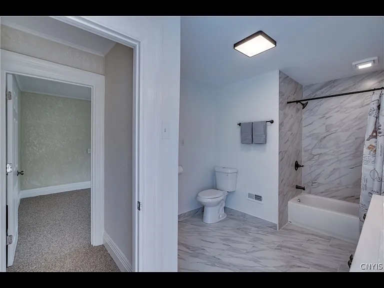 421 S Massey St — Photo 24