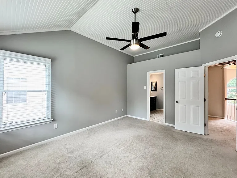 1733 Bernstein Dr — Photo 33