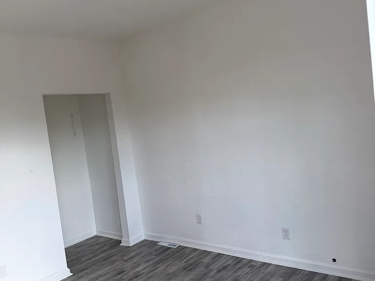 1800 Grandview Ave #3 — Photo 2