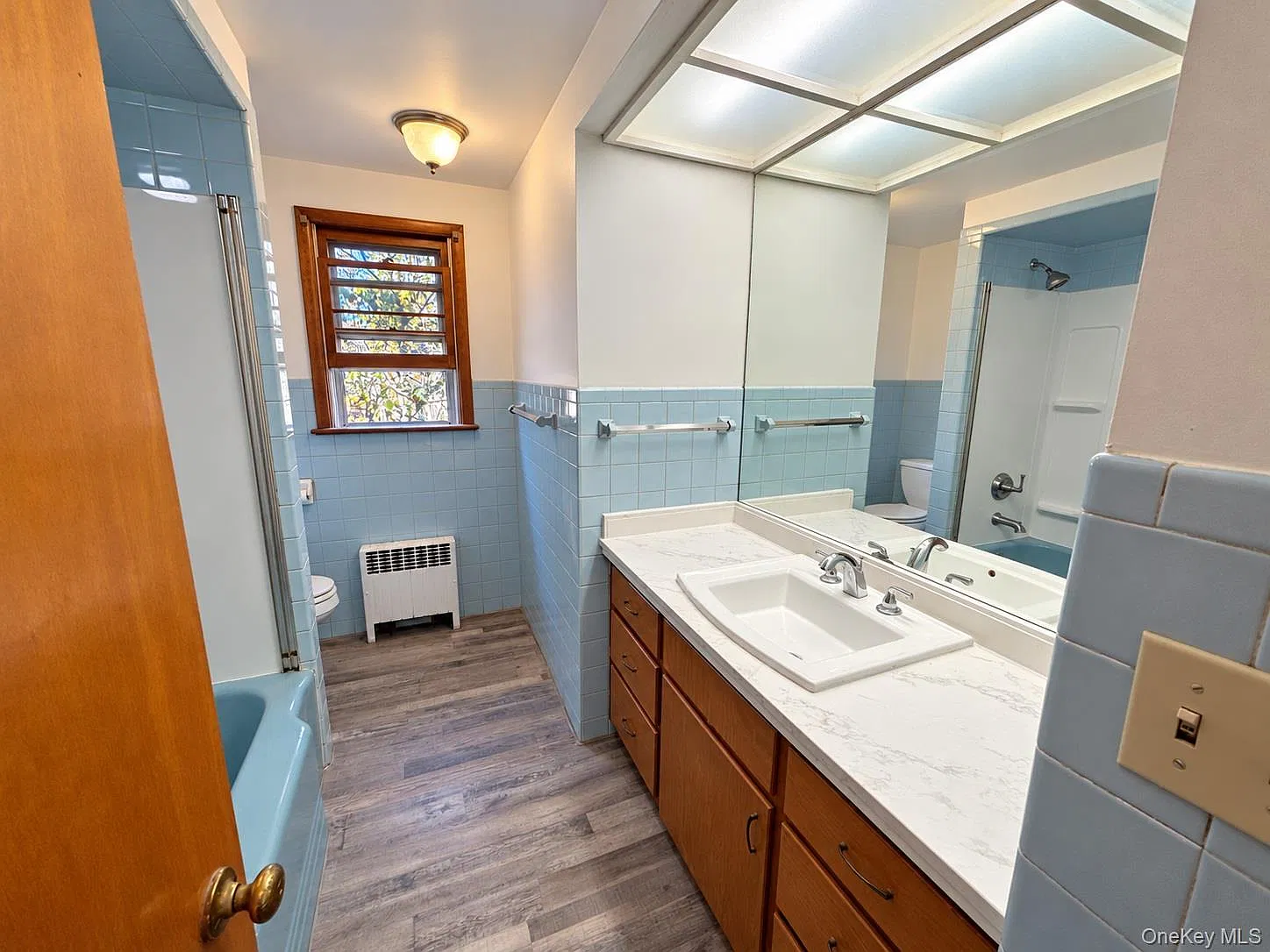 2 bed, 1.0 bath, 1435 sqft, $2,250 — Photo 3
