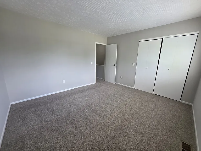 942 S Spring Rd — Photo 18