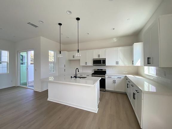 3rd image of 4522 Grant Ct