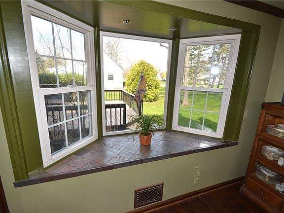 5th image of 6145 Doe Haven Dr