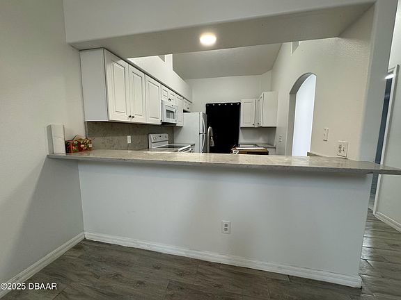 3rd image of 3533 Forest Branch Dr APT D