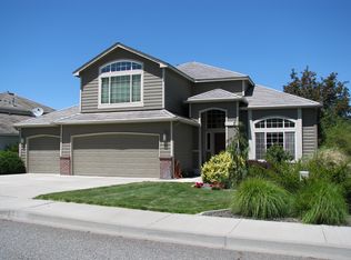 4401 S Irby Loop, Kennewick, WA 99337