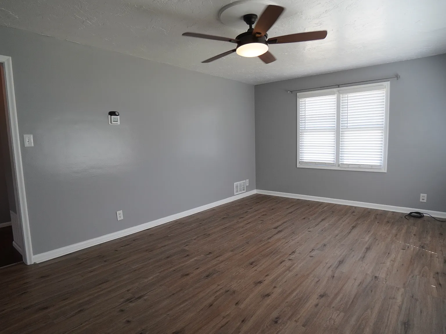 Cozy Home @2610 E 7800 S, South Weber — Photo 3