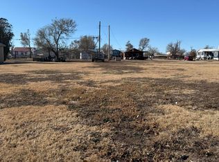 208 Avenue L, Sunray, TX 79086