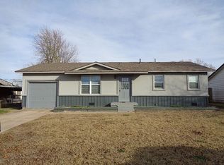 208 Oak Ave, Elgin, OK 73538