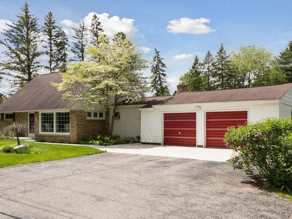 5587 Mount Olivet Rd, Kalamazoo, MI 49004