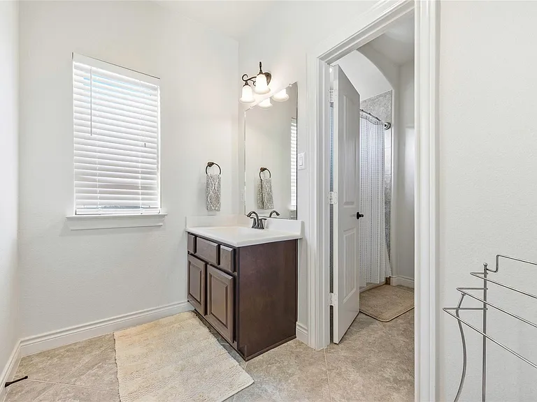 183 Wade Pointe Dr — Photo 33