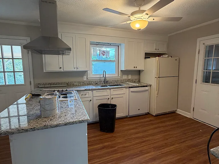 167 Saint Mark Dr — Photo 6
