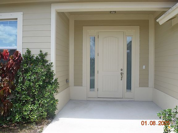 2nd image of 3874 SW McCrory St