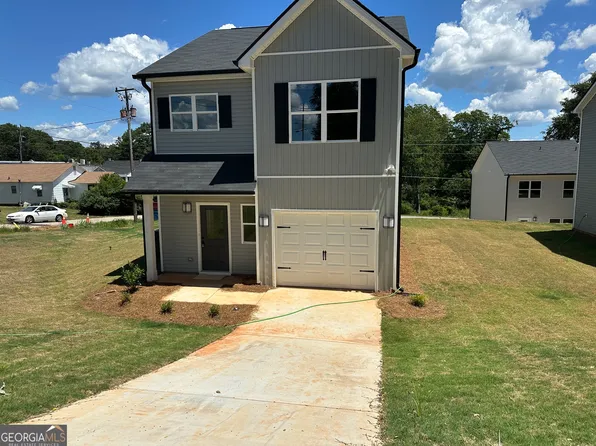 17 Taylor St, Toccoa, GA 30577