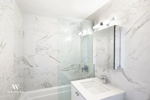 Sold by Warburg | media 37