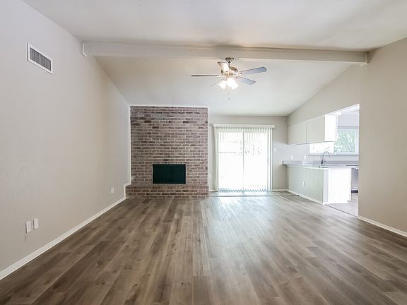 3rd image of 3702 Palomino Dr