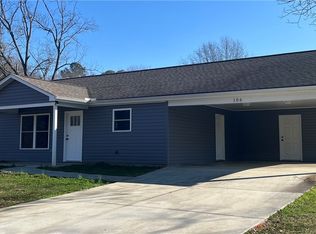 106 Simpson St, Westminster, SC 29693