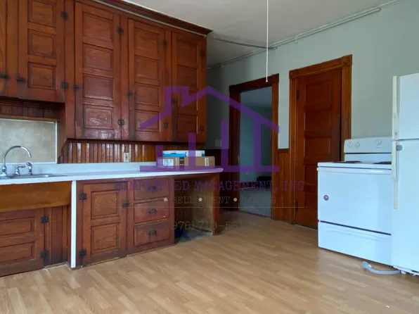 116 Howe St APT 3, Lewiston, ME 04240