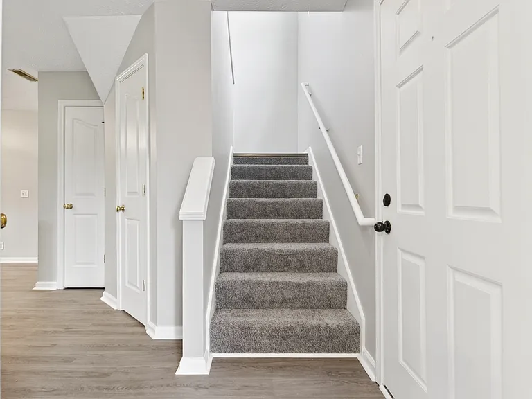 998 Tom Hailey Blvd — Photo 24