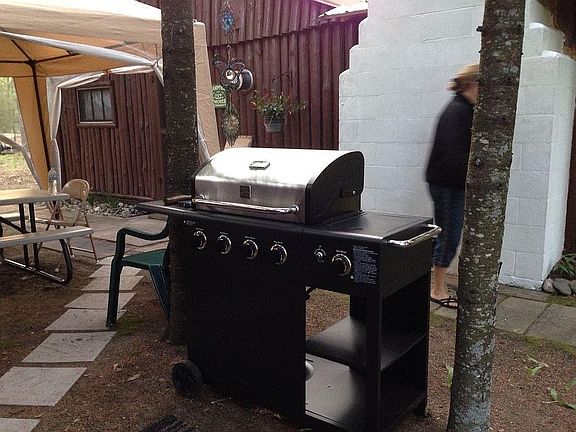 Grill in breezeway w/canopy 