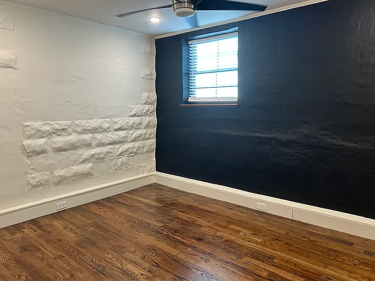 912 N Central St #105 — Photo 2