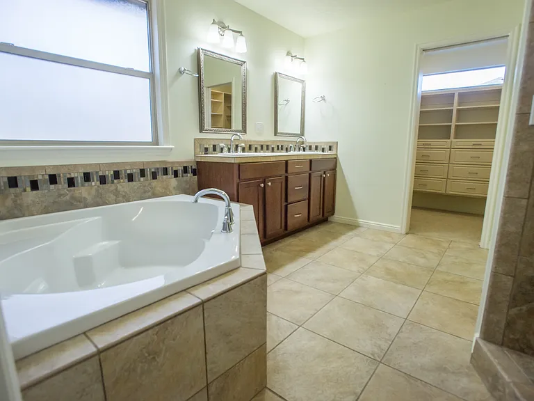 5843 N Morpheus Way — Photo 18