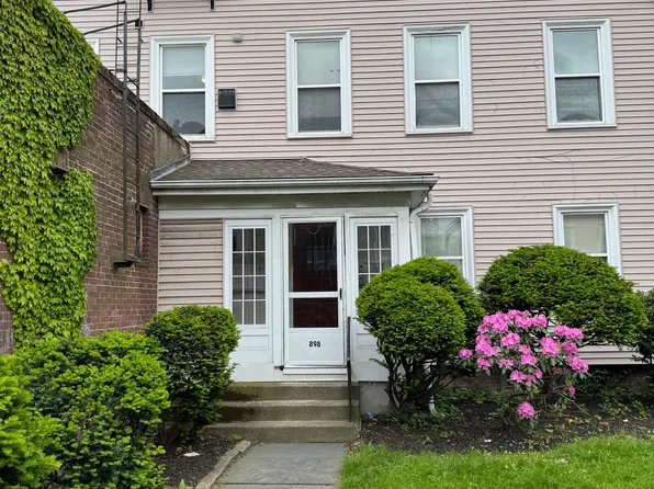 898 Massachusetts Ave APT 7, Cambridge, MA 02139