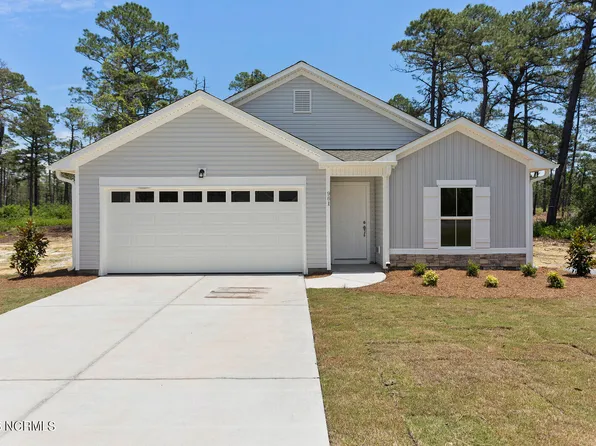 3083 Day Dream Ln, Belville, NC 28451