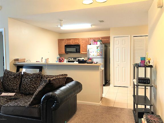 3rd image of 5201 Playpen Dr #813