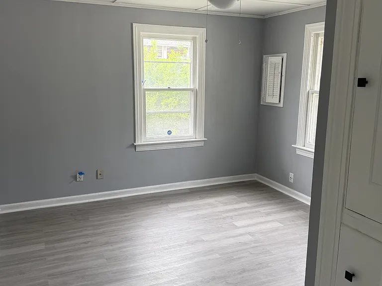 950 Riverview St NW — Photo 3