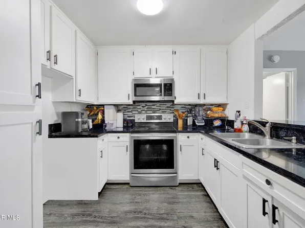 1300 Saratoga Ave Unit 200, Ventura, CA 93003