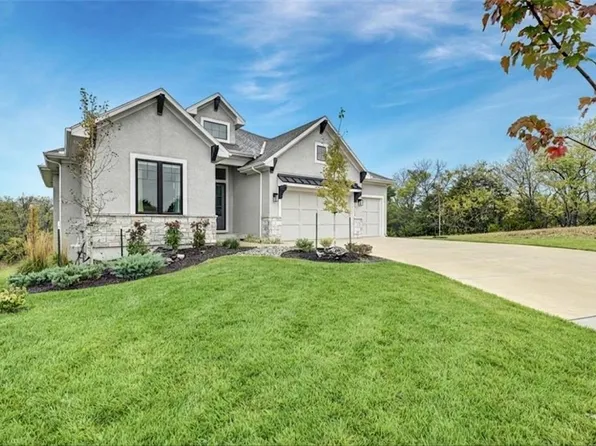25177 W 109th St, Olathe, KS 66061