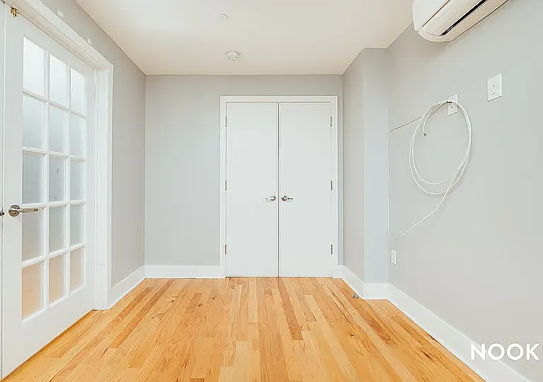 111 Erasmus St #56 — Photo 6