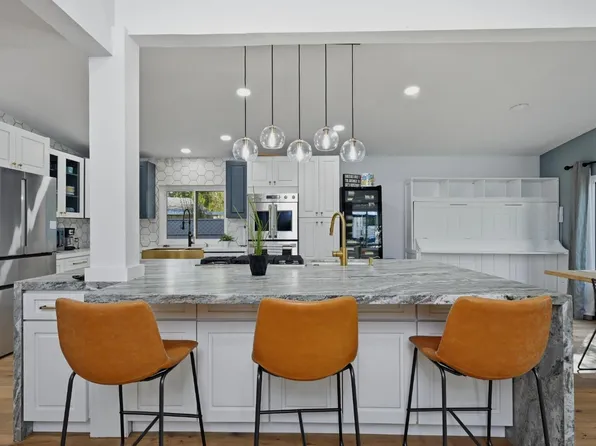 7 Del Campo Court, St. Helena, CA 94574
