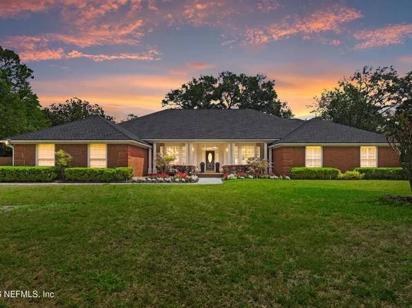 8127 MIDDLE FORK Lane, Jacksonville, FL 32256