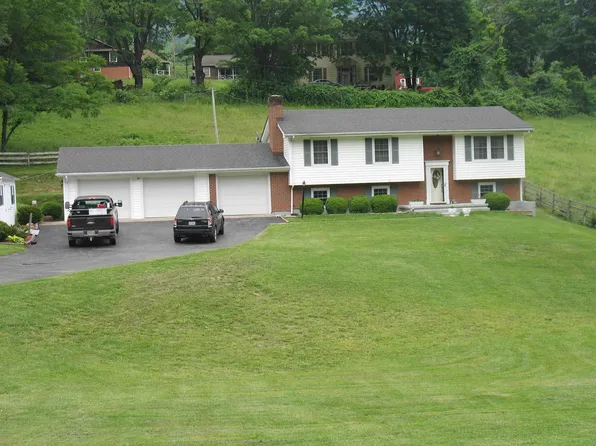 10998 Sam Snead Hwy, Hot Springs, VA 24445
