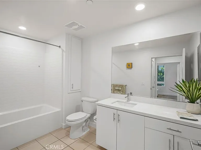 1218 Nolita — Photo 26