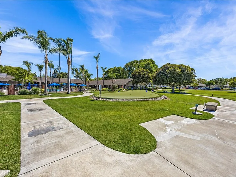 8933 Yolo Cir #1307A — Photo 48