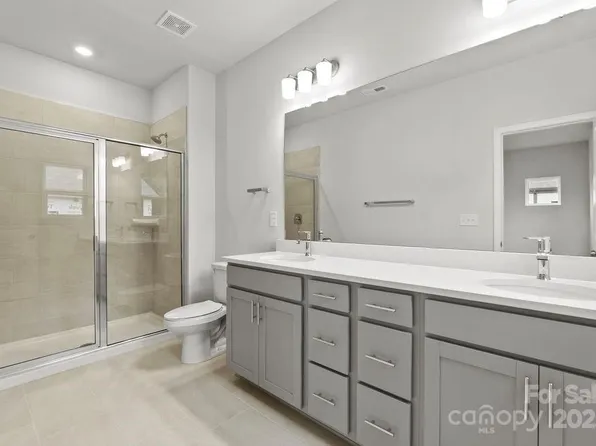 2314 Donnelly Hills Ln, Charlotte, NC 28262