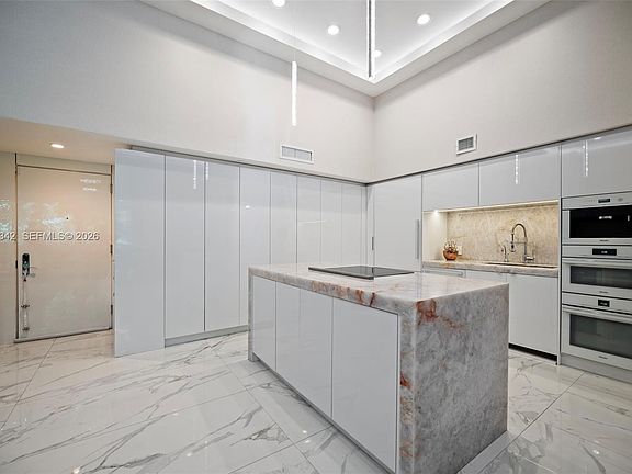 4th image of 1800 S Ocean Dr APT 310