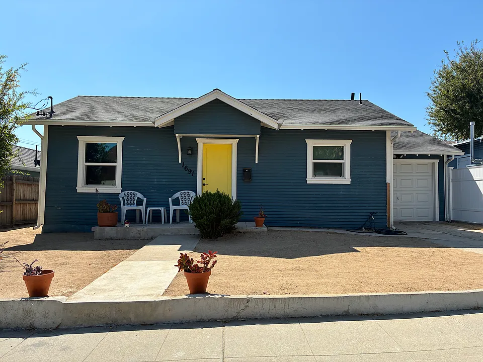 1691 N Sierra Bonita Ave