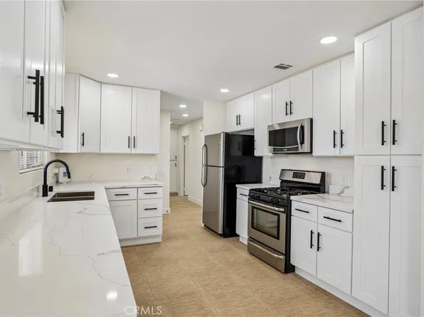 2804 E Valencia Rd, Palm Springs, CA 92262