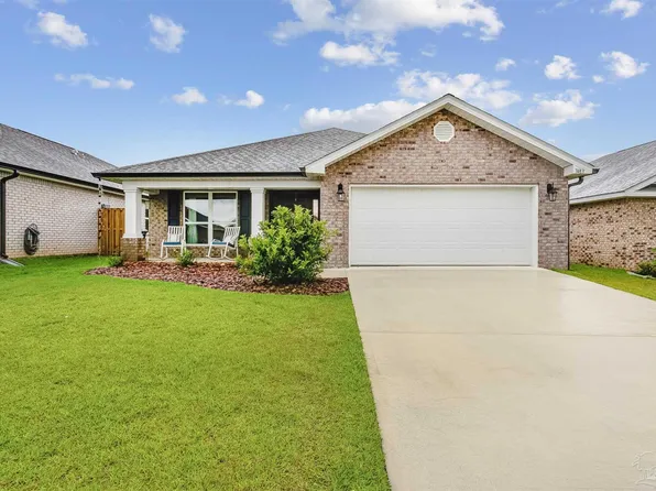 7483 Oak Lake Blvd, Pensacola, FL 32526